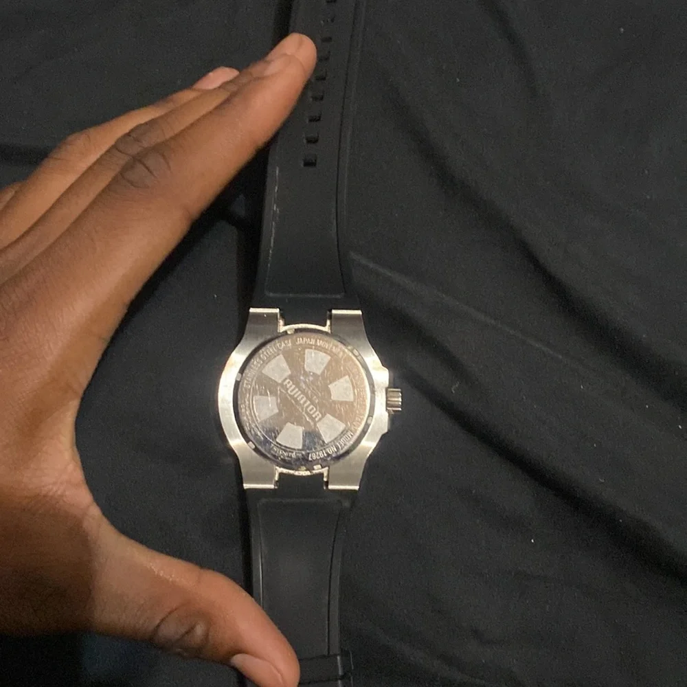Watch - Picture 2 of 2
